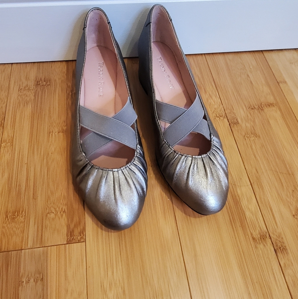 Taryn Rose Leather Elastic Almond Toe shoes in Pewter